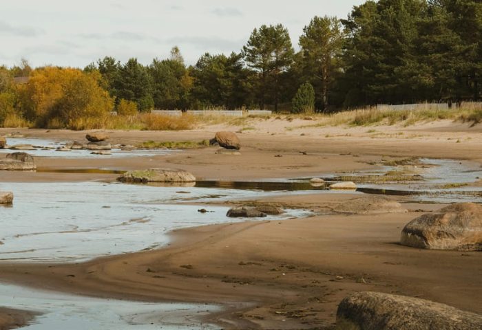 sand-with-river